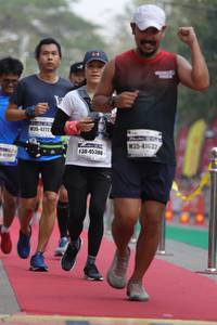 BIB: 42121, 41632, 45380
                            <button type="button" onclick="openModal(8099655)" class="btn btn-primary btn-sm float-right btn-popup" data-toggle="modal" data-target=".modal-high-quality">
                        <i class="fas fa-shopping-cart"></i> Add to Cart
                    </button>
                                            <button type="button" onclick="isThisMe(8099655, true)" class="btn btn-success btn-sm float-right btn-popup btn-isme hidden" data-toggle="tooltip" data-placement="bottom" title="นี่คือรูปของคุณใช่ไหม คลิกที่นี่เพื่อเอาเข้าอัลบั้ม">
                        <i class="fas fa-plus"></i> Add to album
                    </button>
                    <button type="button" onclick="isThisMe(8099655, false)" class="btn btn-warning btn-sm float-right btn-popup btn-isnotme hidden">
                        <i class="fas fa-ban"></i> Remove from album
                    </button>